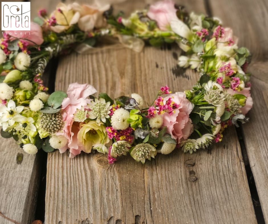 WIANKI KOMUNIJNE, KOMUNIA ŚWIĘTA, KWIACIARNIA GRETAFLOWERS W BOR&Oacute;WCU