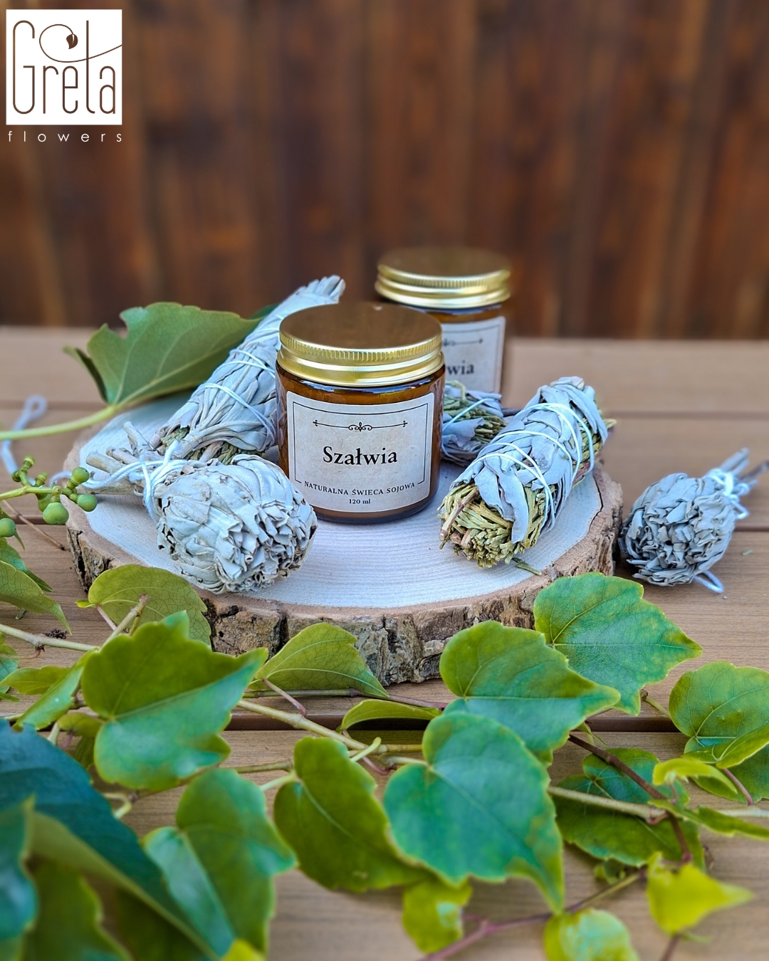 świece i dekoracje kwiaciarnia, świece dekoracyjne do wnętrz, świece ozdobne handmade, świece zapachowe i naturalne, dekoracje florystyczne do domu, kompozycje dekoracyjne, dekoracje stołu i wnętrz, dekoracje DIY inspiracje, dekoracje krok po kroku inspiracje, inspiracje dekoracje wnętrz, zasady tworzenia dekoracji, planowanie dekoracji wnętrz, dekoracje wnętrz Polska, dekoracje handmade, pomysły na świece i dekoracje, GretaFlowers dekoracje, akademia florystyczna online, szkolenie florystyczne online Polska, florystyka od podstaw kurs, akademia gretaflowers, szkoła gretaflowers, kwiaciarnia gretaflowers Bor&oacute;wiec, Katarzyna Greta Grondkowska