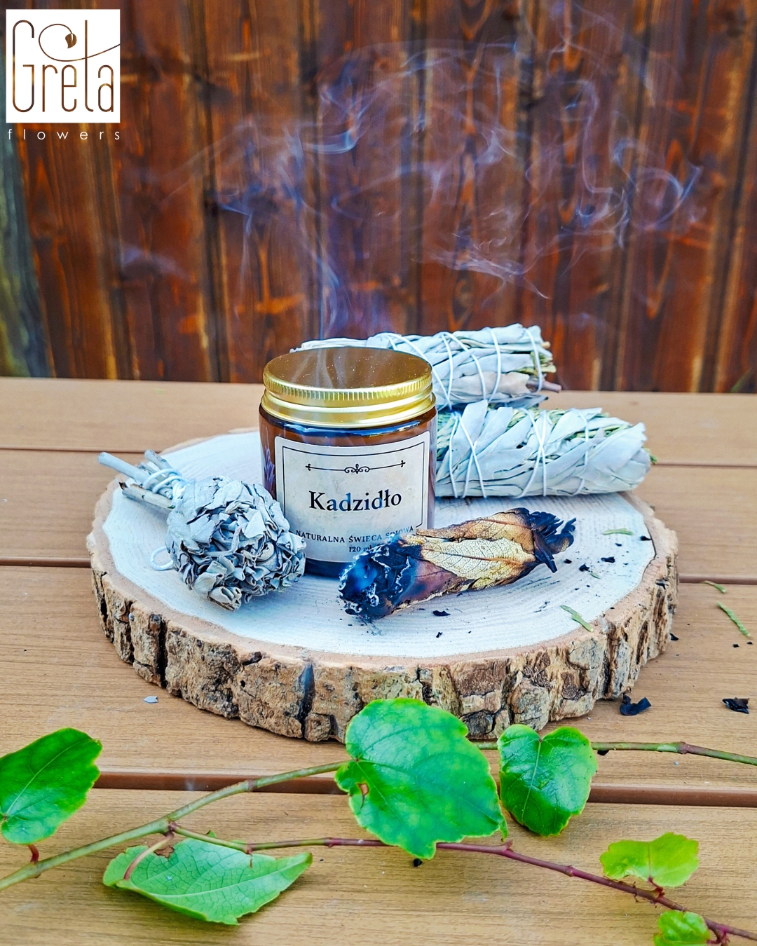 świece i dekoracje kwiaciarnia, świece dekoracyjne do wnętrz, świece ozdobne handmade, świece zapachowe i naturalne, dekoracje florystyczne do domu, kompozycje dekoracyjne, dekoracje stołu i wnętrz, dekoracje DIY inspiracje, dekoracje krok po kroku inspiracje, inspiracje dekoracje wnętrz, zasady tworzenia dekoracji, planowanie dekoracji wnętrz, dekoracje wnętrz Polska, dekoracje handmade, pomysły na świece i dekoracje, GretaFlowers dekoracje, akademia florystyczna online, szkolenie florystyczne online Polska, florystyka od podstaw kurs, akademia gretaflowers, szkoła gretaflowers, kwiaciarnia gretaflowers Bor&oacute;wiec, Katarzyna Greta Grondkowska