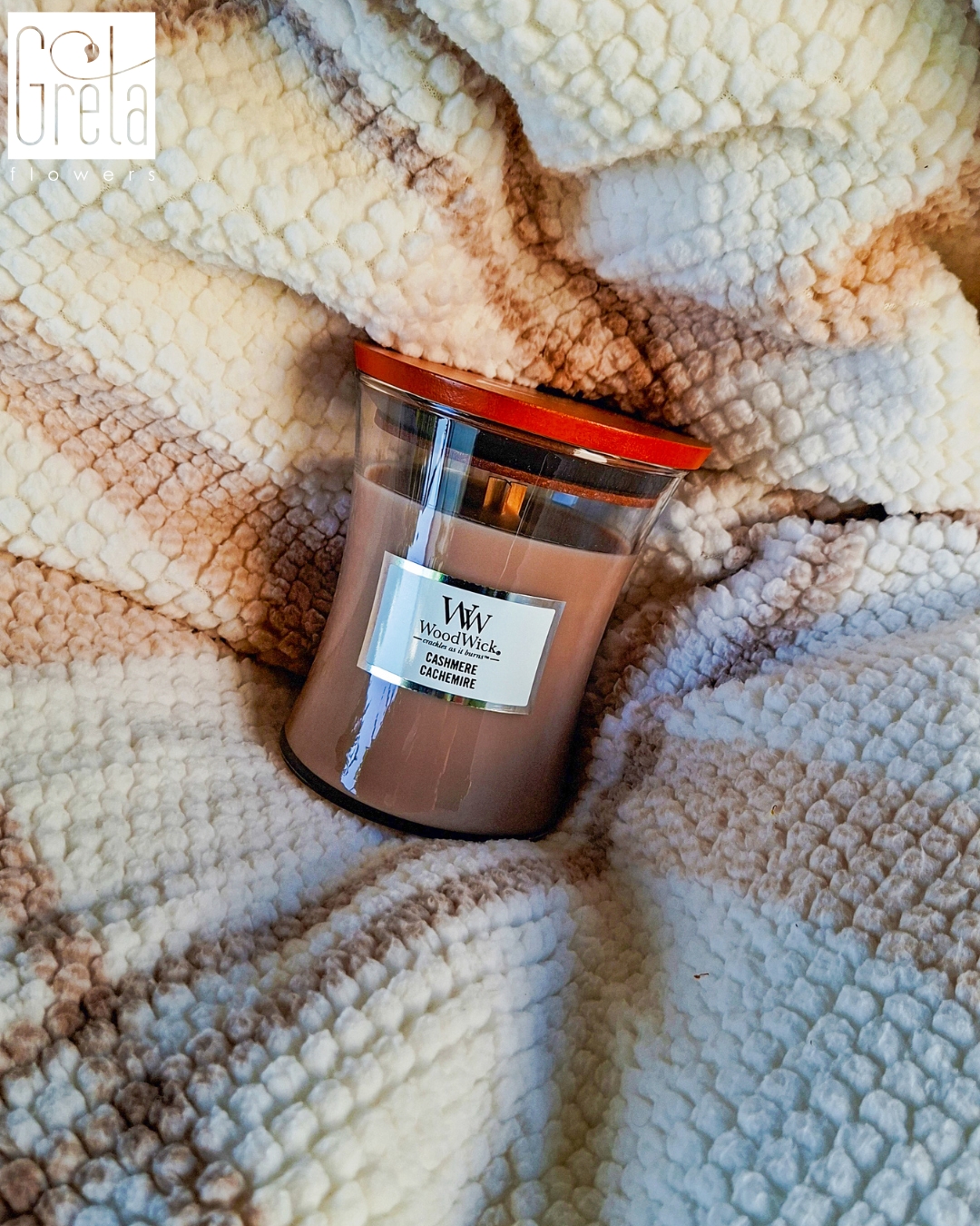 świece i dekoracje kwiaciarnia, świece dekoracyjne do wnętrz, świece ozdobne handmade, świece zapachowe i naturalne, dekoracje florystyczne do domu, kompozycje dekoracyjne, dekoracje stołu i wnętrz, dekoracje DIY inspiracje, dekoracje krok po kroku inspiracje, inspiracje dekoracje wnętrz, zasady tworzenia dekoracji, planowanie dekoracji wnętrz, dekoracje wnętrz Polska, dekoracje handmade, pomysły na świece i dekoracje, GretaFlowers dekoracje, akademia florystyczna online, szkolenie florystyczne online Polska, florystyka od podstaw kurs, akademia gretaflowers, szkoła gretaflowers, kwiaciarnia gretaflowers Bor&oacute;wiec, Katarzyna Greta Grondkowska