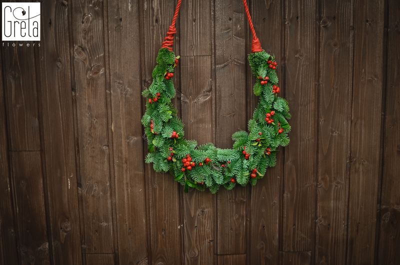 gwiazdka w 90 minut online, kurs tworzenia dekoracji świątecznych, dekoracje świąteczne z żywych kwiat&oacute;w, dekoracje świąteczne ze sztucznych kwiat&oacute;w, florystyczne dekoracje bożonarodzeniowe, kompozycje świąteczne, jak zrobić dekorację świąteczną, dekoracje DIY na święta, dekoracje świąteczne krok po kroku, inspiracje świąteczne florystyczne, zasady tworzenia dekoracji świątecznych, planowanie dekoracji świątecznych kurs, kurs florystyczny świąteczny online Polska, dekoracje świąteczne handmade, pomysły na dekoracje świąteczne, GretaFlowers gwiazdka, akademia florystyczna online, szkolenie florystyczne online Polska, florystyka od podstaw kurs, akademia gretaflowers, szkoła gretaflowers, kwiaciarnia gretaflowers Bor&oacute;wiec, Katarzyna Greta Grondkowska